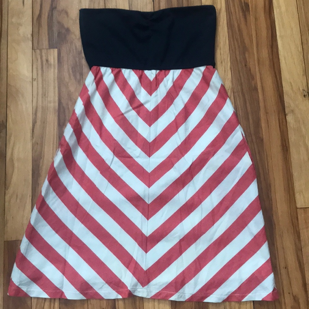 Strapless dress